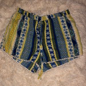 Tropical printed shorts